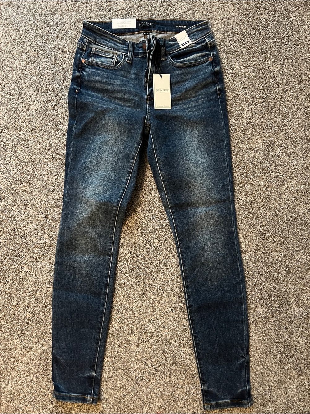 NWT 🩵Judy Blue Women's Skinny Jeans in Dark Blue Wash